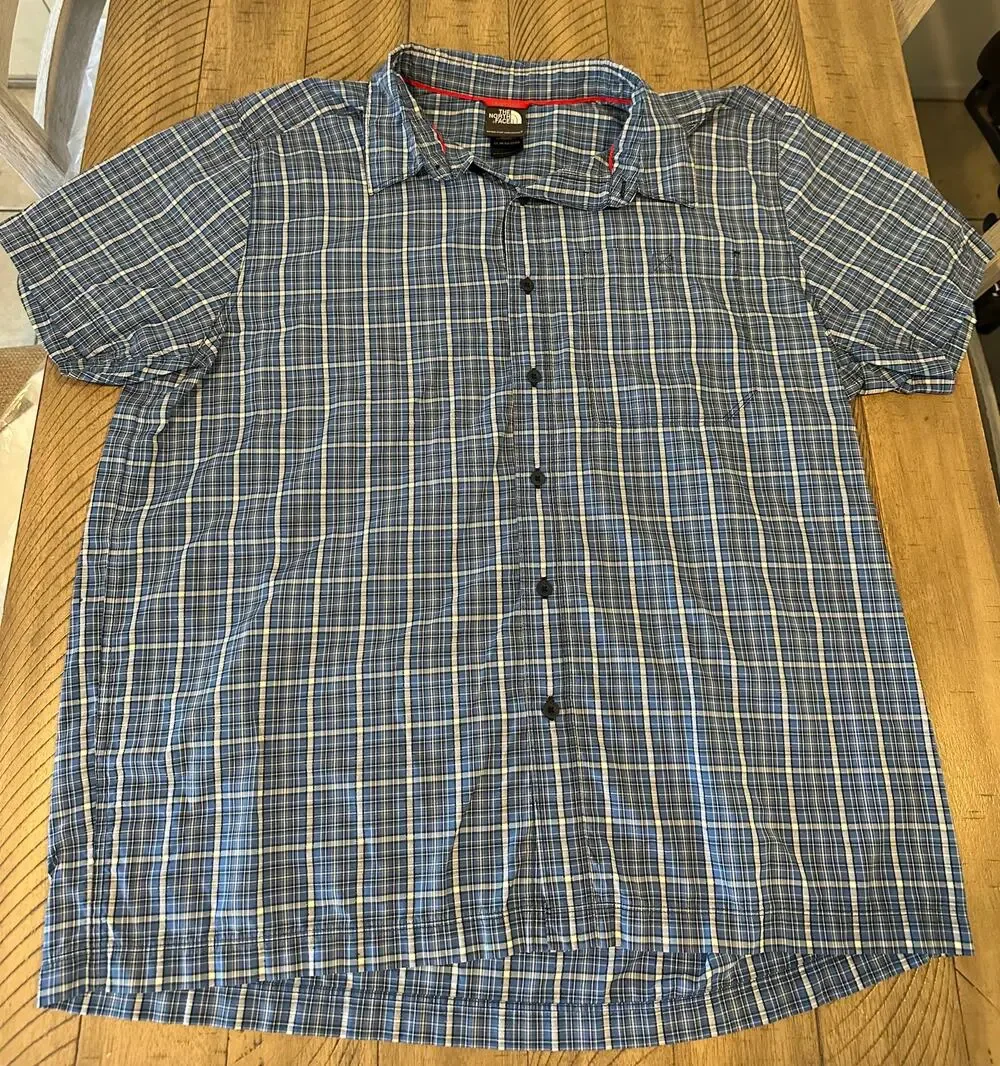 The North Face Blue Plaid SS Button Down Shirt Men's XL Casual Hiking Top